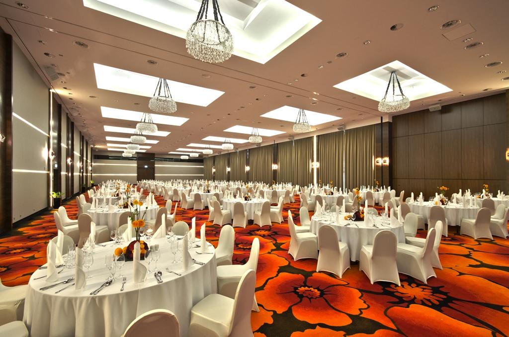 Hotel Warszawianka Яхранка Экстерьер фото