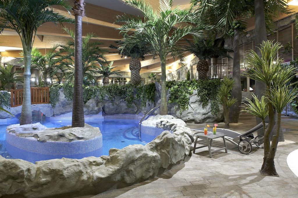 Hotel Warszawianka Яхранка Экстерьер фото