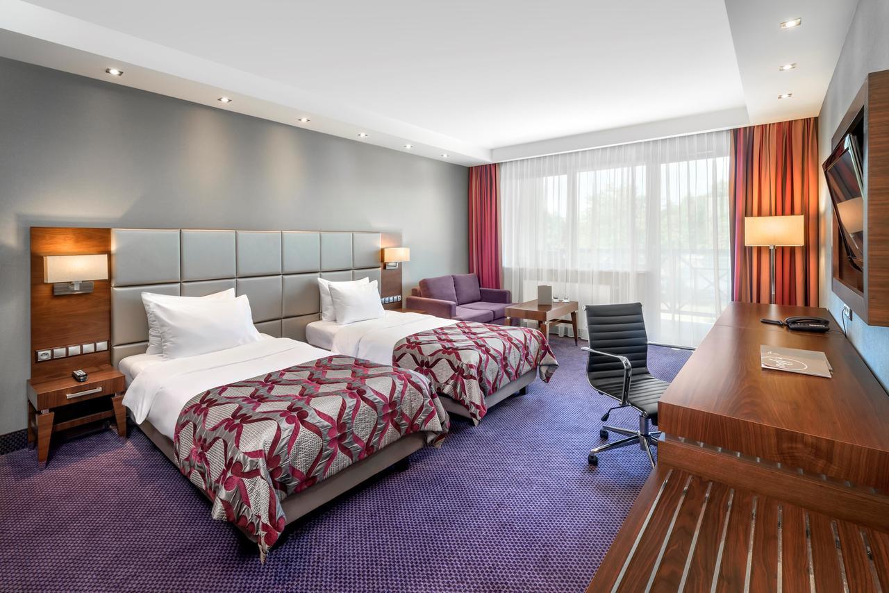 Hotel Warszawianka Яхранка Экстерьер фото